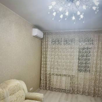 Продается 1-комнатная квартира, 40,4 м²