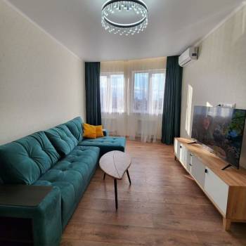 Сдается 1-комнатная квартира, 42 м²