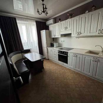 Сдается 2-х комнатная квартира, 42 м²