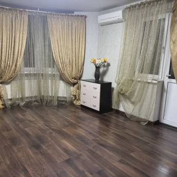 Сдается 2-х комнатная квартира, 67 м²