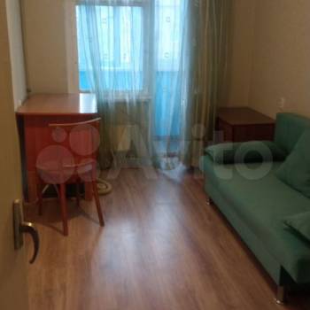 Продается Многокомнатная квартира, 74 м²