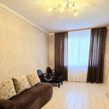 Сдается 1-комнатная квартира, 39 м²