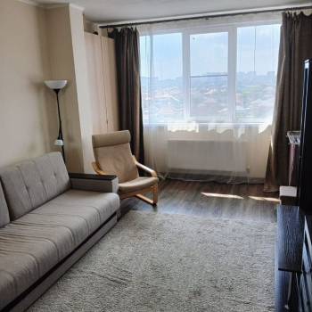 Продается 1-комнатная квартира, 43,2 м²