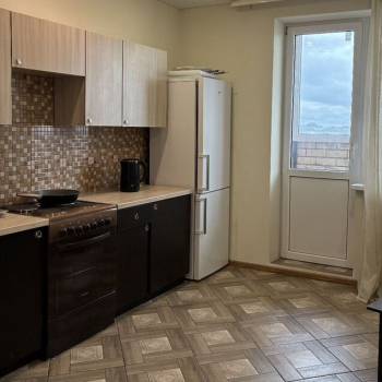 Сдается 1-комнатная квартира, 41 м²