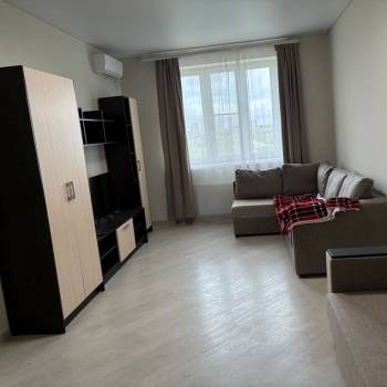 Сдается 1-комнатная квартира, 41 м²
