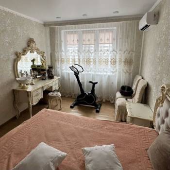 Продается 3-х комнатная квартира, 72,9 м²
