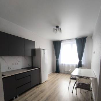 Сдается 1-комнатная квартира, 39 м²