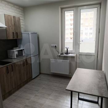 Сдается 1-комнатная квартира, 36 м²