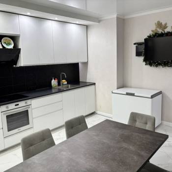 Продается 3-х комнатная квартира, 82 м²