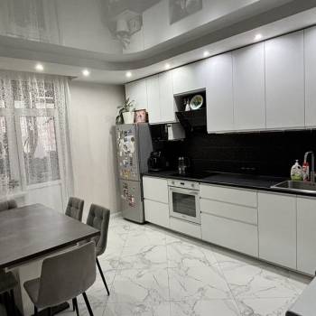 Продается 3-х комнатная квартира, 82 м²