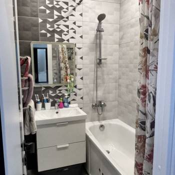 Продается 3-х комнатная квартира, 82 м²