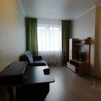 Сдается 1-комнатная квартира, 38 м²