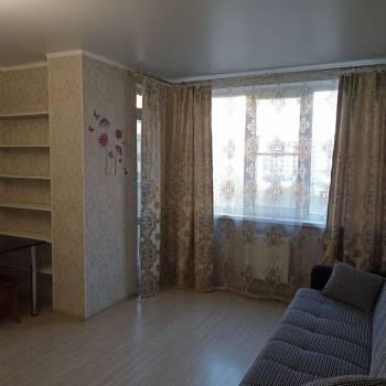 Сдается 1-комнатная квартира, 40 м²
