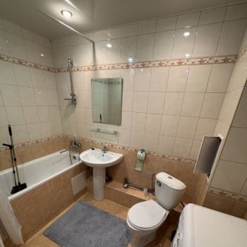 Сдается 1-комнатная квартира, 38 м²