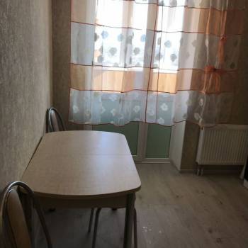 Сдается 2-х комнатная квартира, 60 м²