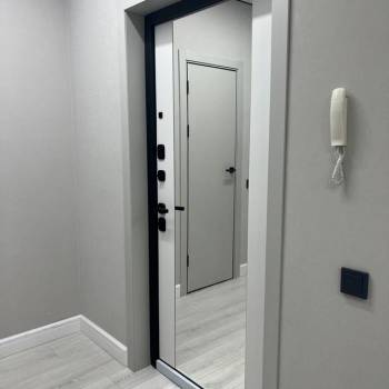 Продается 1-комнатная квартира, 63 м²