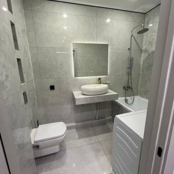 Продается 1-комнатная квартира, 63 м²