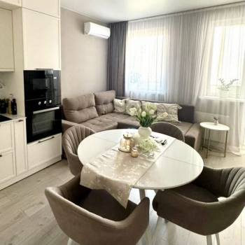 Продается 2-х комнатная квартира, 64,7 м²
