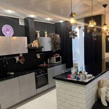 Продается Многокомнатная квартира, 96 м²