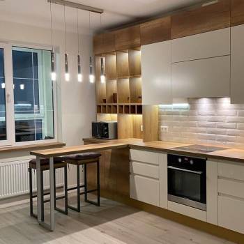 Продается 1-комнатная квартира, 47 м²