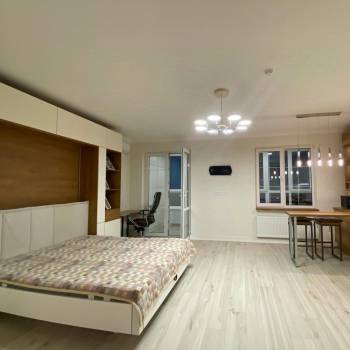Продается 1-комнатная квартира, 47 м²