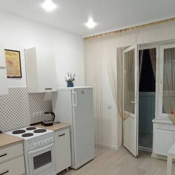 Продается 1-комнатная квартира, 37 м²
