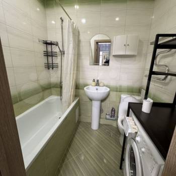 Сдается 1-комнатная квартира, 41 м²