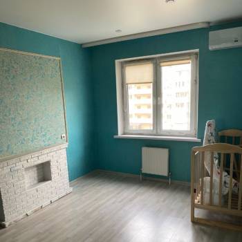 Сдается 1-комнатная квартира, 37 м²