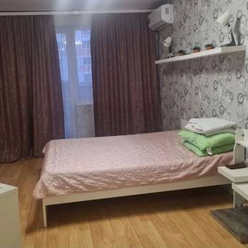 Сдается 1-комнатная квартира, 45 м²