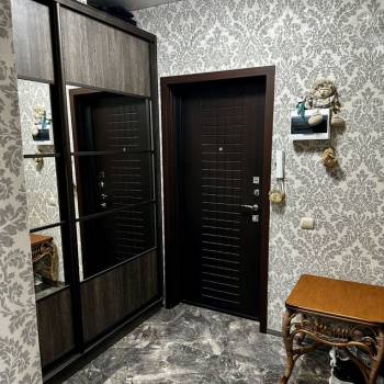 Продается 1-комнатная квартира, 41 м²