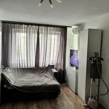 Продается 1-комнатная квартира, 38 м²
