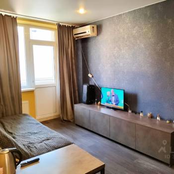 Продается 1-комнатная квартира, 37 м²