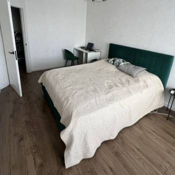 Продается 1-комнатная квартира, 39 м²