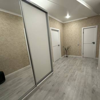 Сдается 2-х комнатная квартира, 75 м²