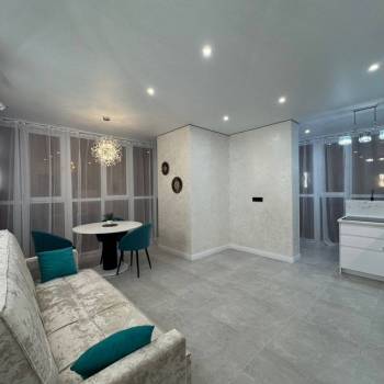 Сдается 2-х комнатная квартира, 73 м²