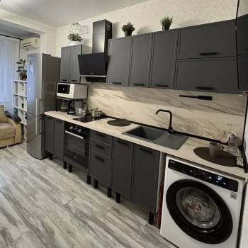 Продается 1-комнатная квартира, 38 м²