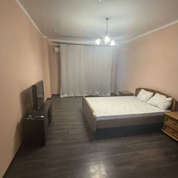 Сдается 1-комнатная квартира, 53 м²