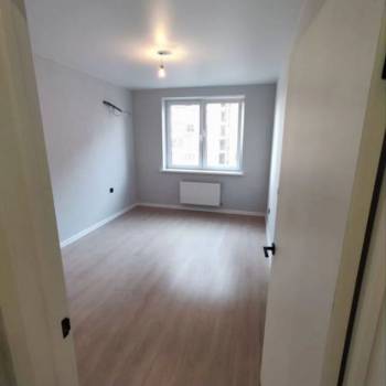 Продается 1-комнатная квартира, 42,2 м²