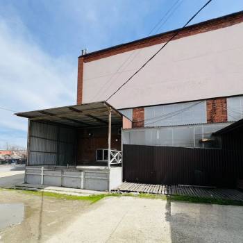 Сдается Нежилое помещение, 800 м²