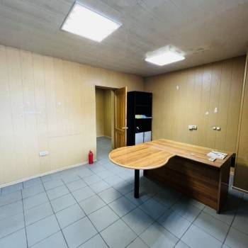 Сдается Нежилое помещение, 800 м²