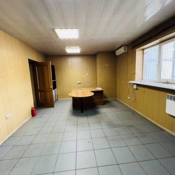 Сдается Нежилое помещение, 800 м²