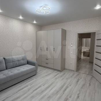Сдается 2-х комнатная квартира, 65 м²