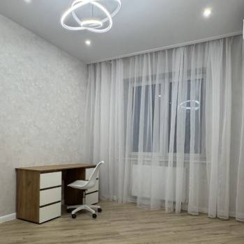 Сдается Многокомнатная квартира, 72 м²