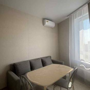 Сдается 1-комнатная квартира, 39 м²