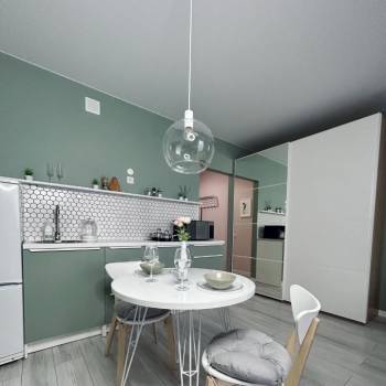 Продается 1-комнатная квартира, 36 м²