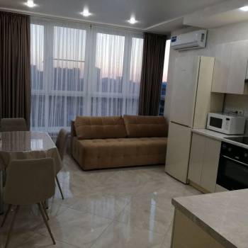 Сдается 1-комнатная квартира, 52 м²