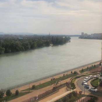Сдается 2-х комнатная квартира, 92 м²