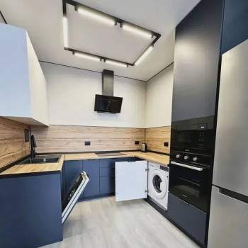 Сдается 2-х комнатная квартира, 56 м²