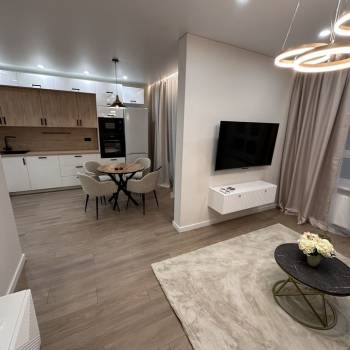 Сдается 2-х комнатная квартира, 65 м²