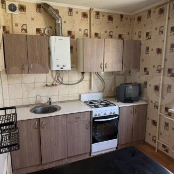 Продается 1-комнатная квартира, 41,4 м²